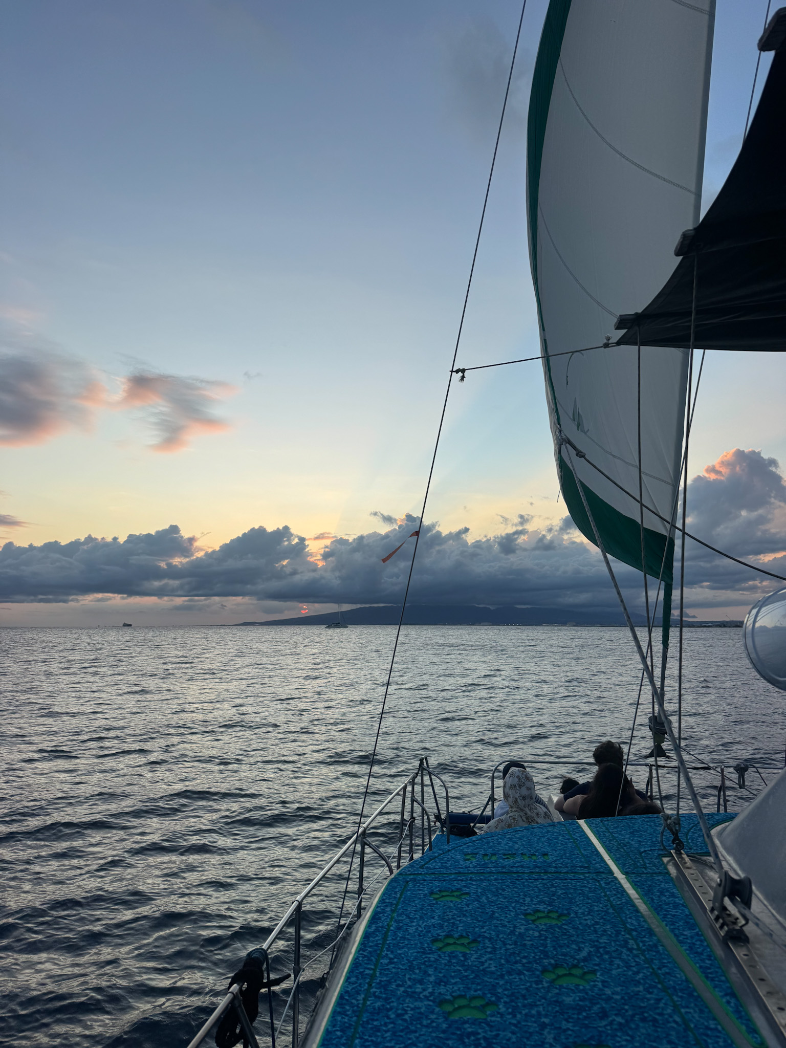 Sunset sail Hawaii